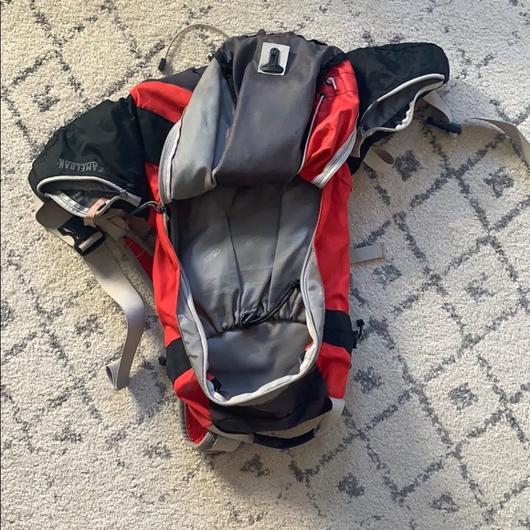 Camelbak large backpack - Picture 5 of 6